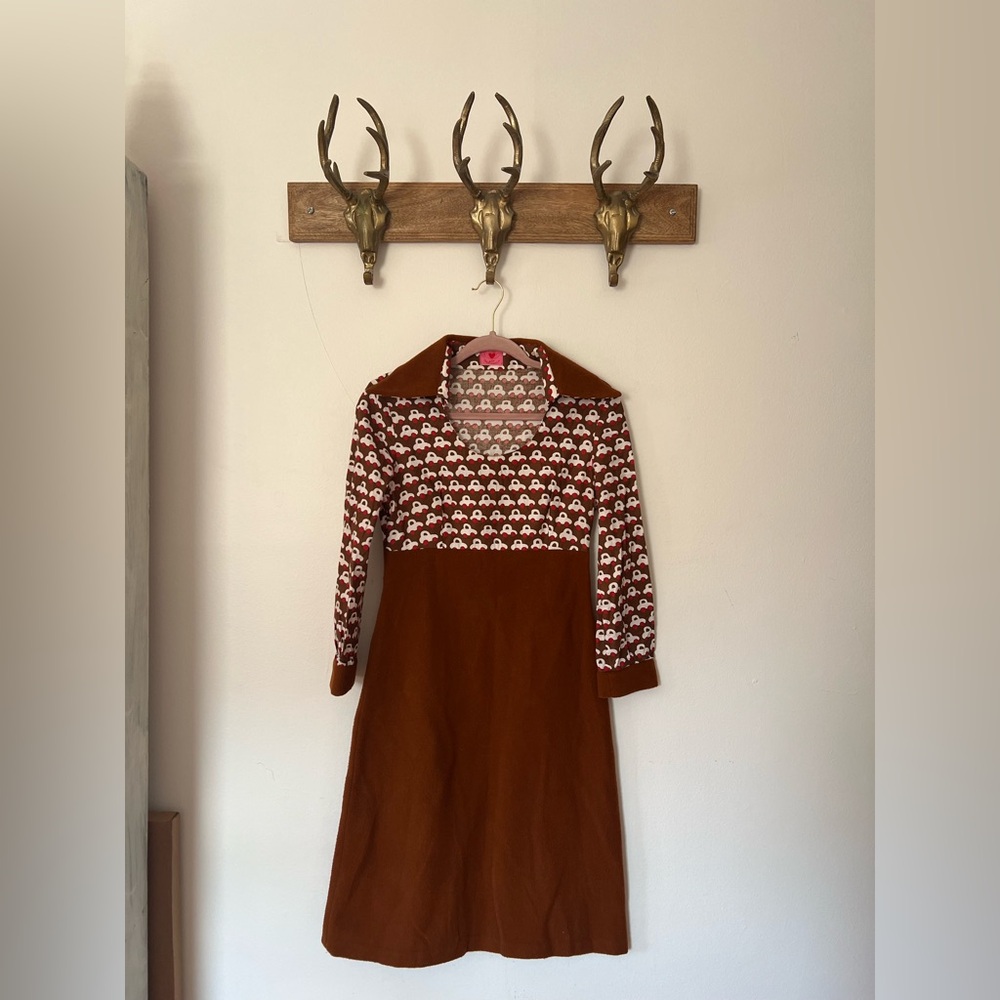 Adorable vintage dress brought in Edinburgh.